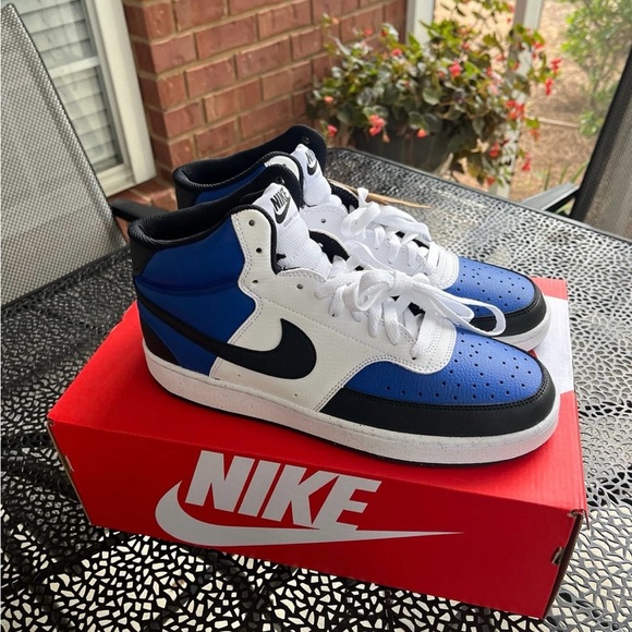 Nike Men's Black, Blue, and White High-Top Sneakers - Picture 2 of 4